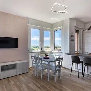 Borgo Milano Penthouse - With Parking Appartamento